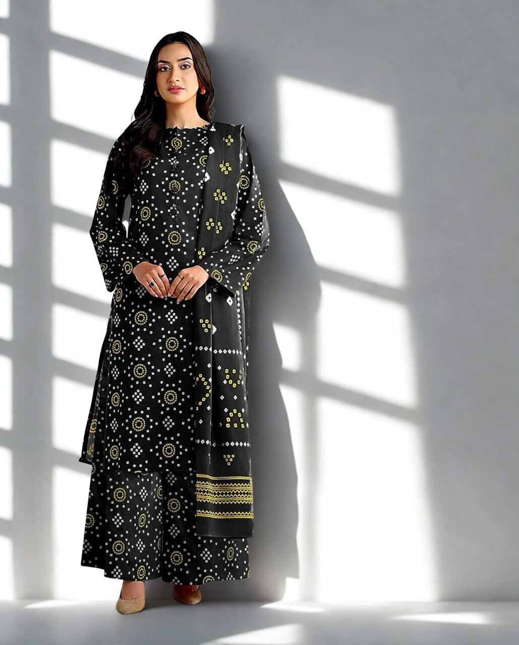 KAYSERIA KHADDAR-3 PEICE SUIT WITH FREE HOME DELIVERY